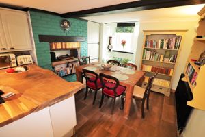 Photo 32- click for photo gallery